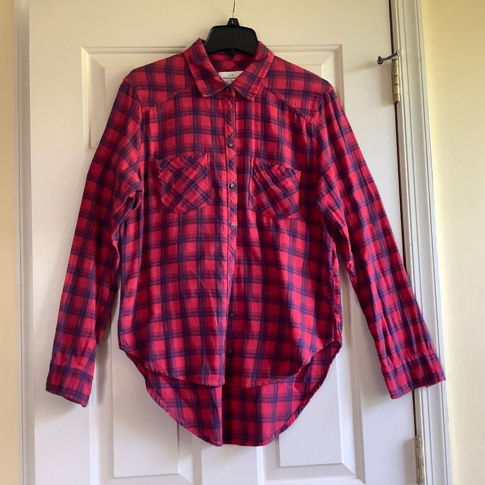 Abercrombie & Fitch Red / Navy Plaid Bottom Down Flannel Shirt SZ L
